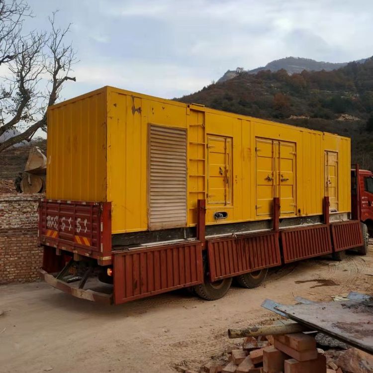 军垦路街道200kW 发电机组在带电阻性负载时，输出功率会受到哪些因素的影响？