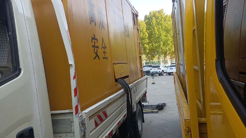 军垦路街道如何判断柴油发电机组和UPS电源的切换时间是否符合要求？